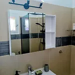 בית נופש House Konstantinos אגיוס גיורגיוס