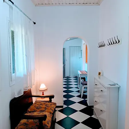 House Konstantinos * Agios Georgios (Corfu)