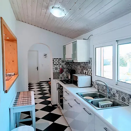 House Konstantinos Semesterbostad