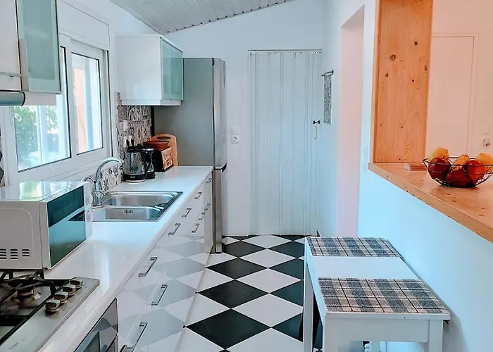 House Konstantinos * Agios Georgios (Corfu)